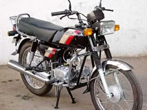 Hero CD 100 SS 2006