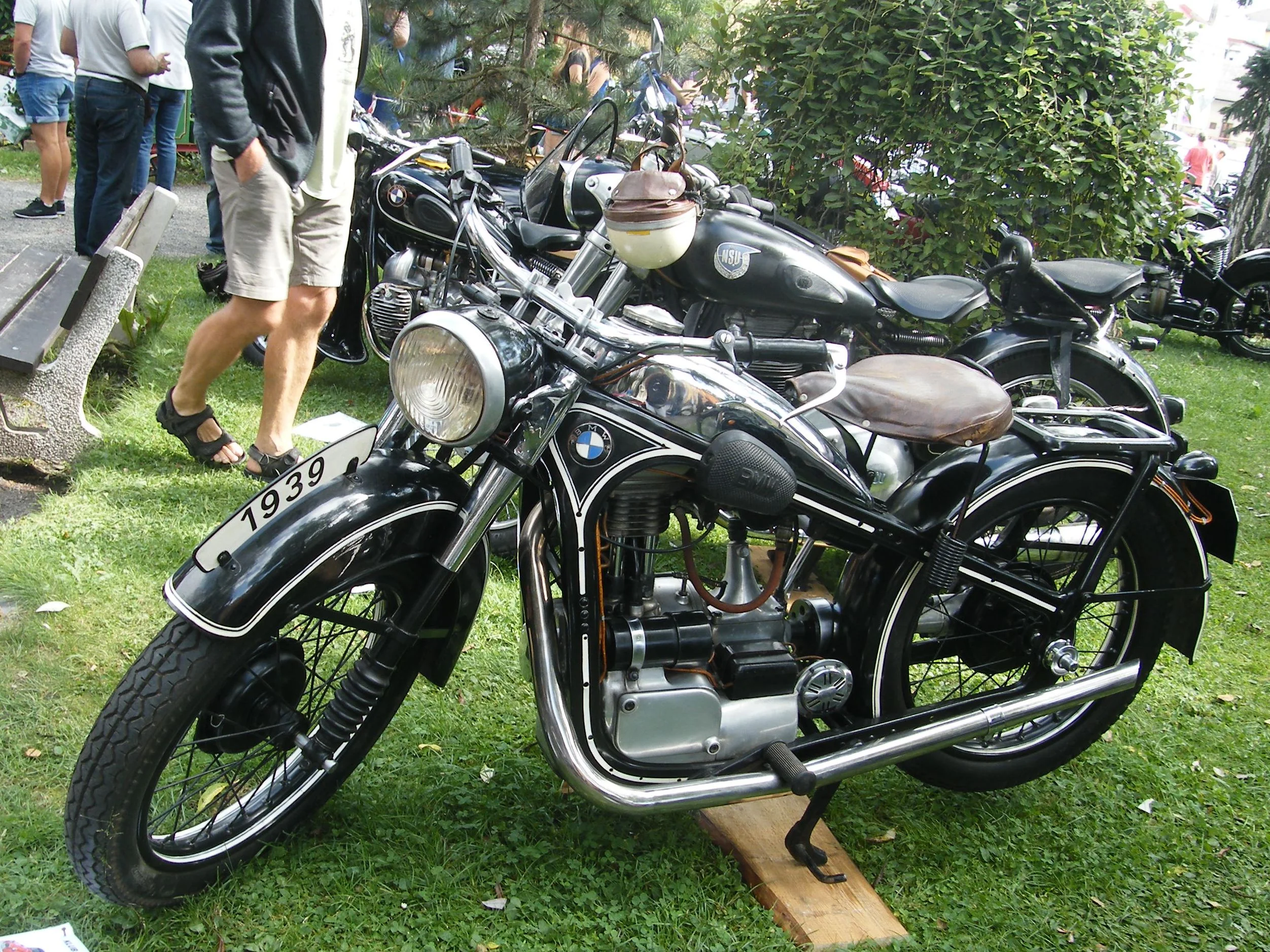 BMW R35