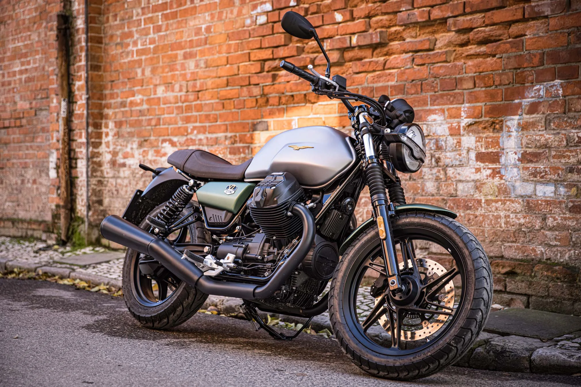 Moto Guzzi V7 Stone Centenario