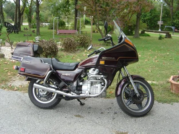 Honda GL 500 Silver Wing