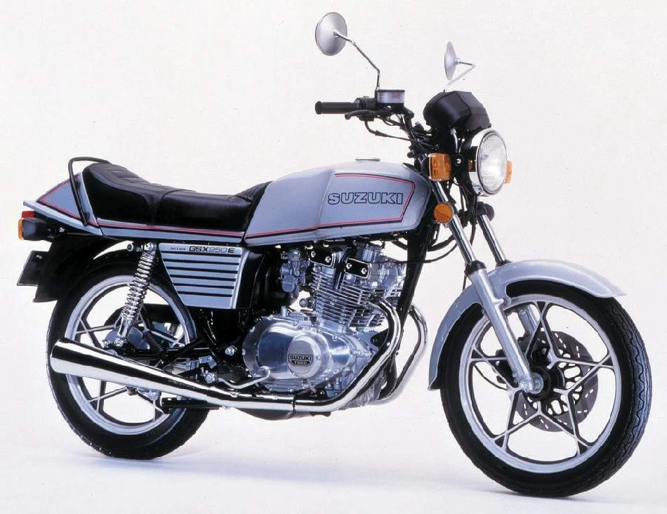 Suzuki GSX 250 Traditional