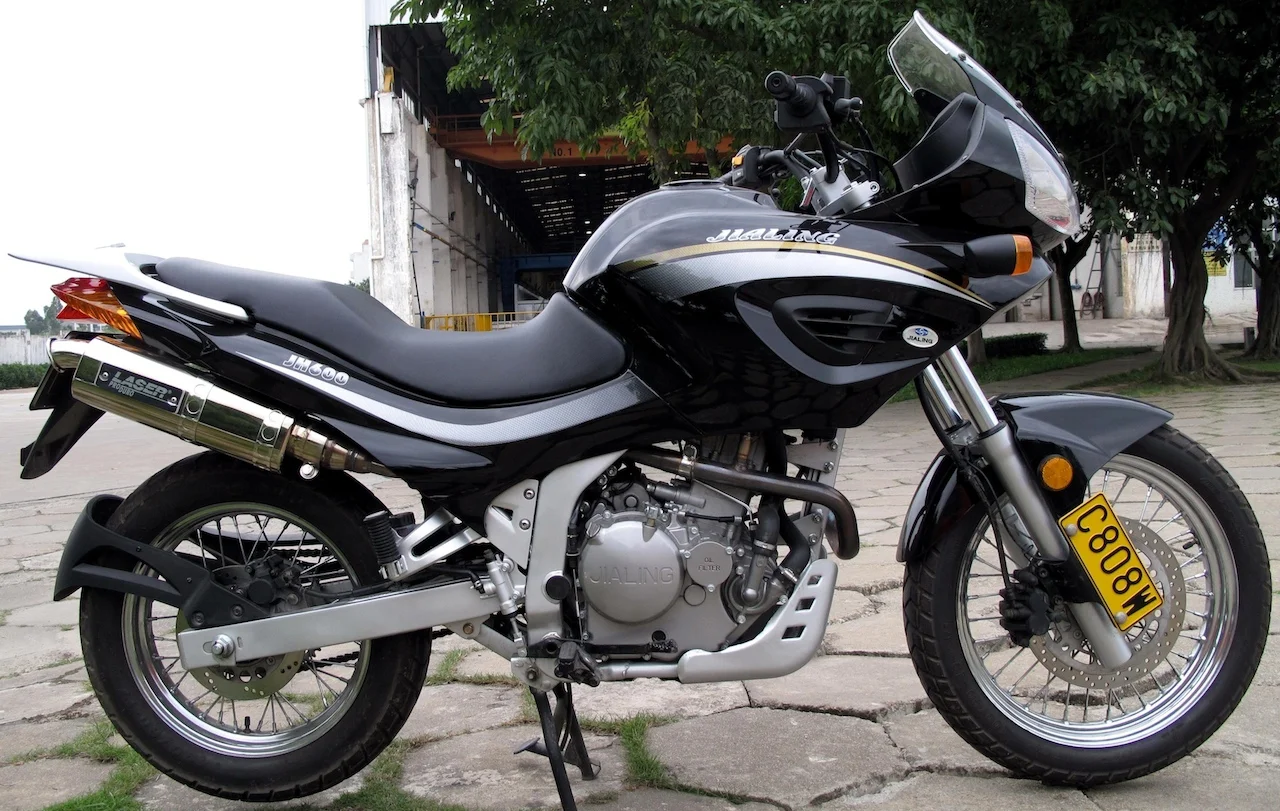 Jialing JH600