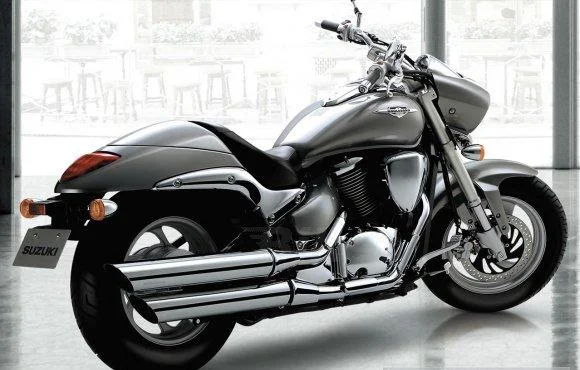 Suzuki Boulevard 400