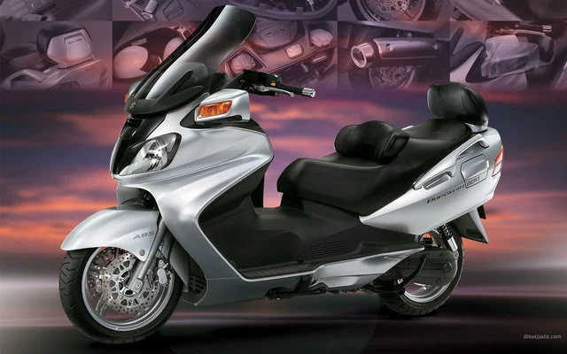 Suzuki Burgman 650 2004