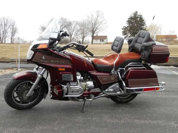 Honda GL 1200 DX Gold Wing