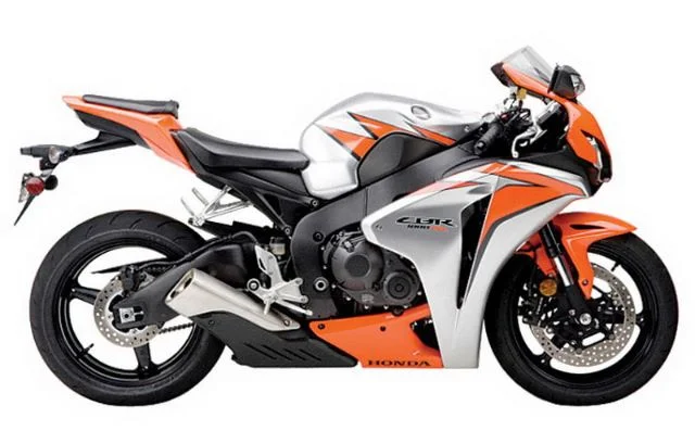 UM Xtreet 125