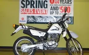 Suzuki DR 200 SE