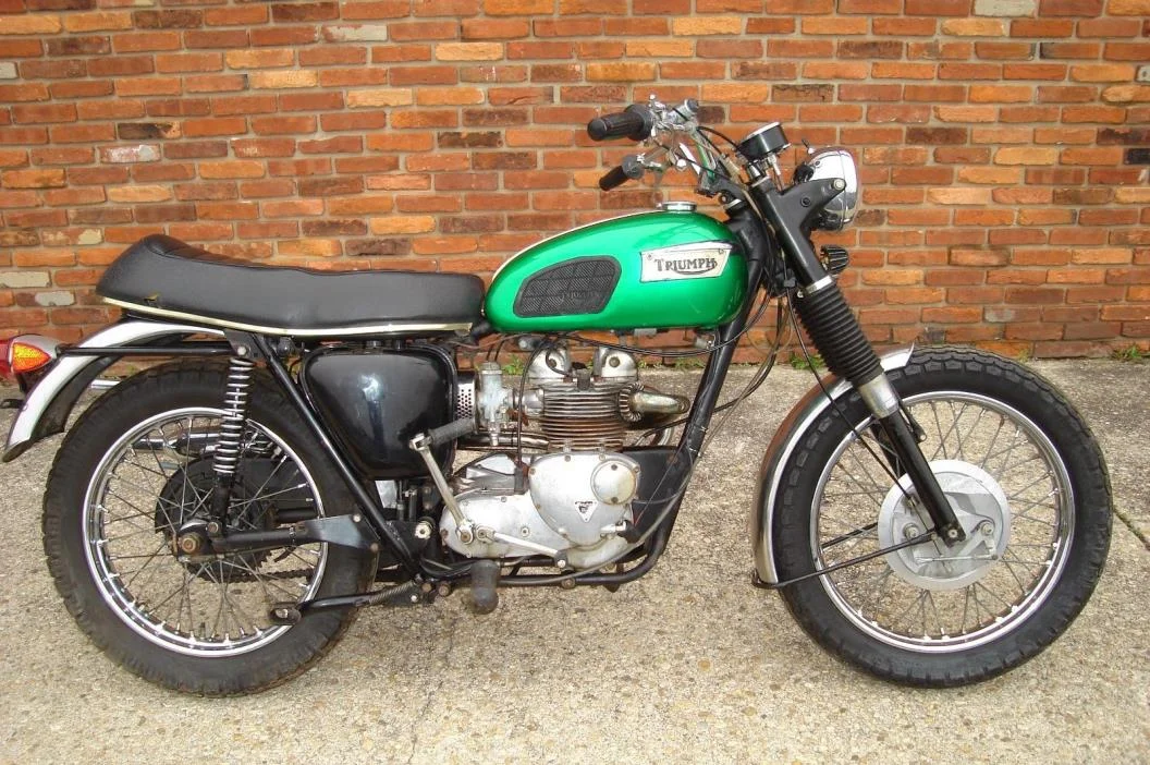 Triumph T100C