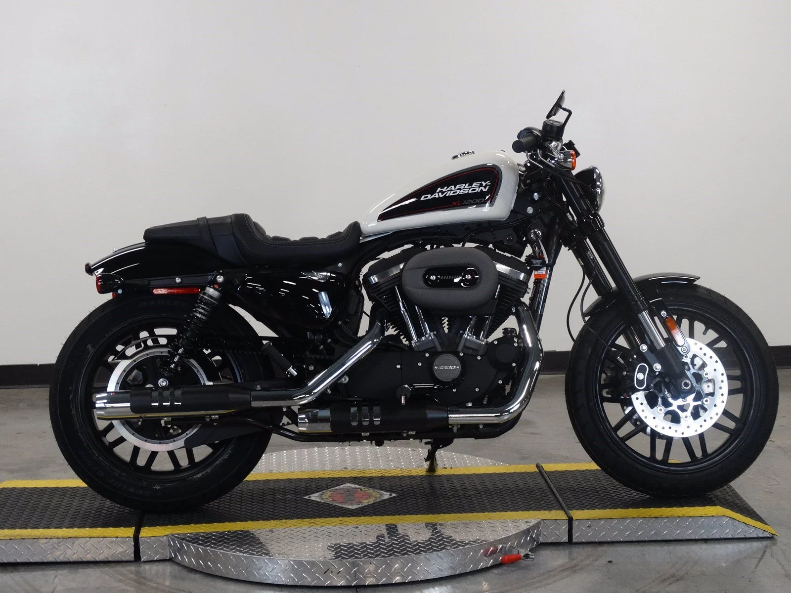 Harley-Davidson Sportster Roadster