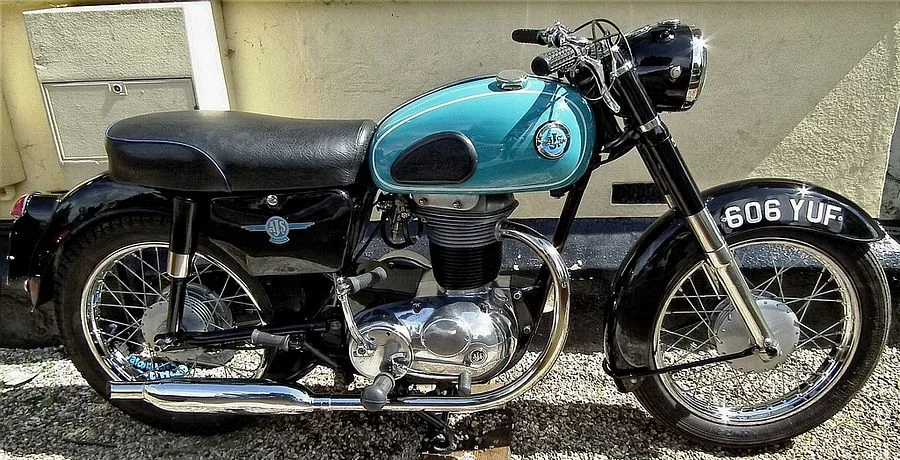 AJS Model 8 350