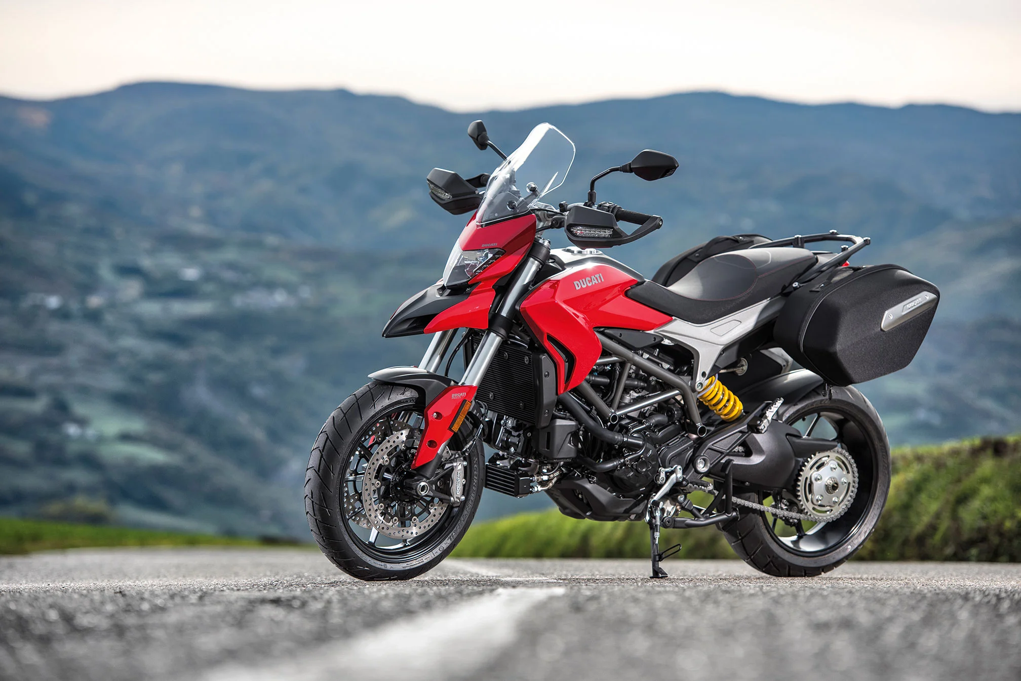 Ducati Hyperstrada 939
