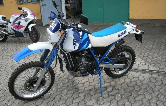 Suzuki DR 650 R Dakar