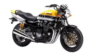 Yamaha XJR 1200