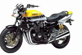 Yamaha XJR 1200