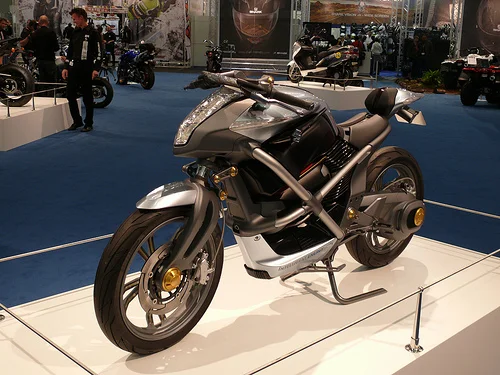 Suzuki Crosscage