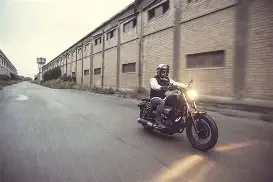 Yamaha XV 950 R