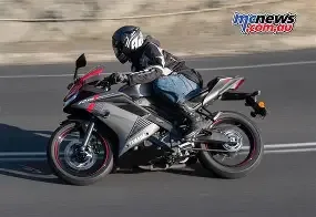 Yamaha YZF R 15 V