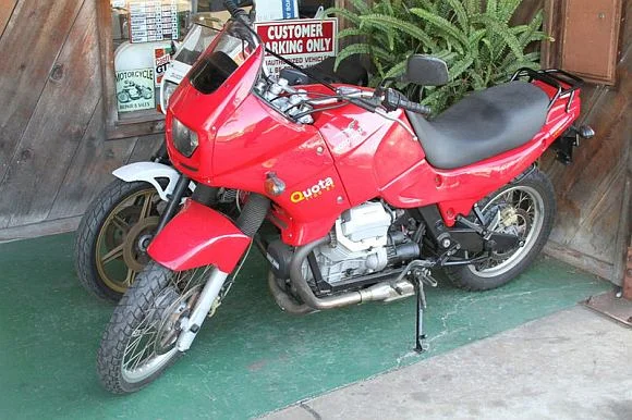 Moto Guzzi Quota 1100 ES