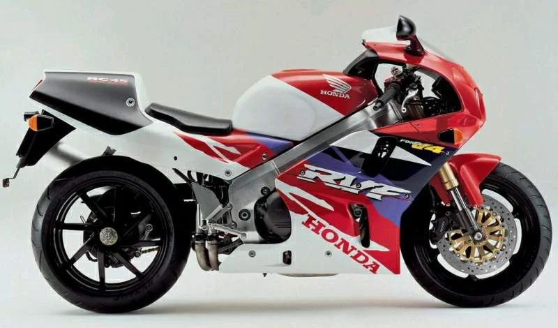 Honda RVF 750 (RC-45)