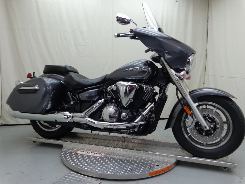 Yamaha V Star 1300 Deluxe