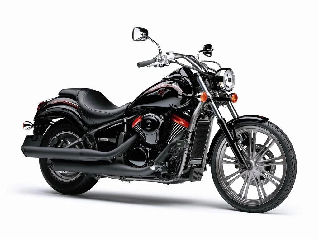 Kawasaki VN 900 Custom