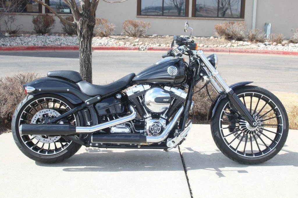 Harley-Davidson Softail Breakout