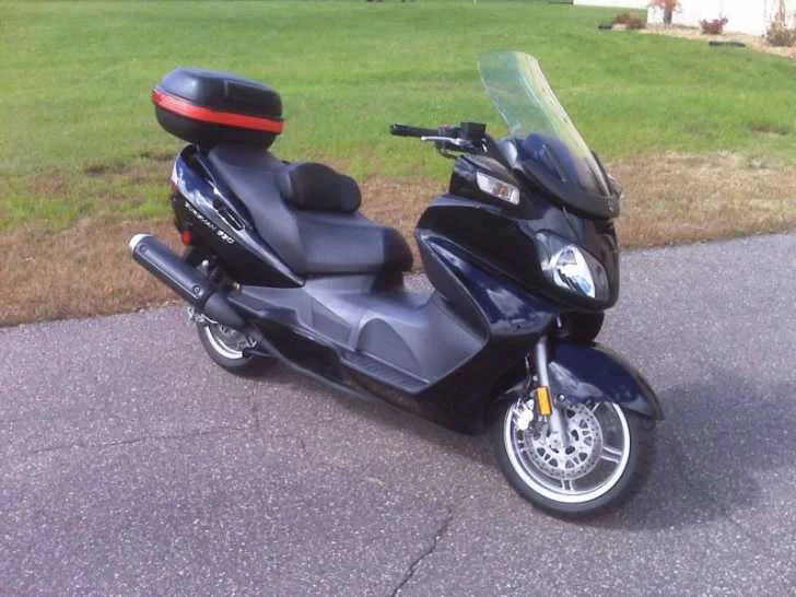 Suzuki Burgman 650 2008