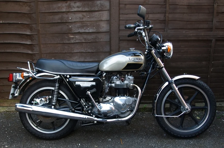 Triumph Bonneville 1988