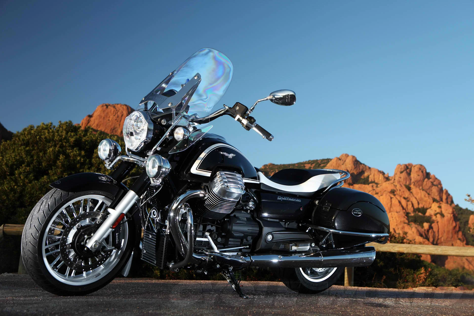 Moto Guzzi California 1400 Touring