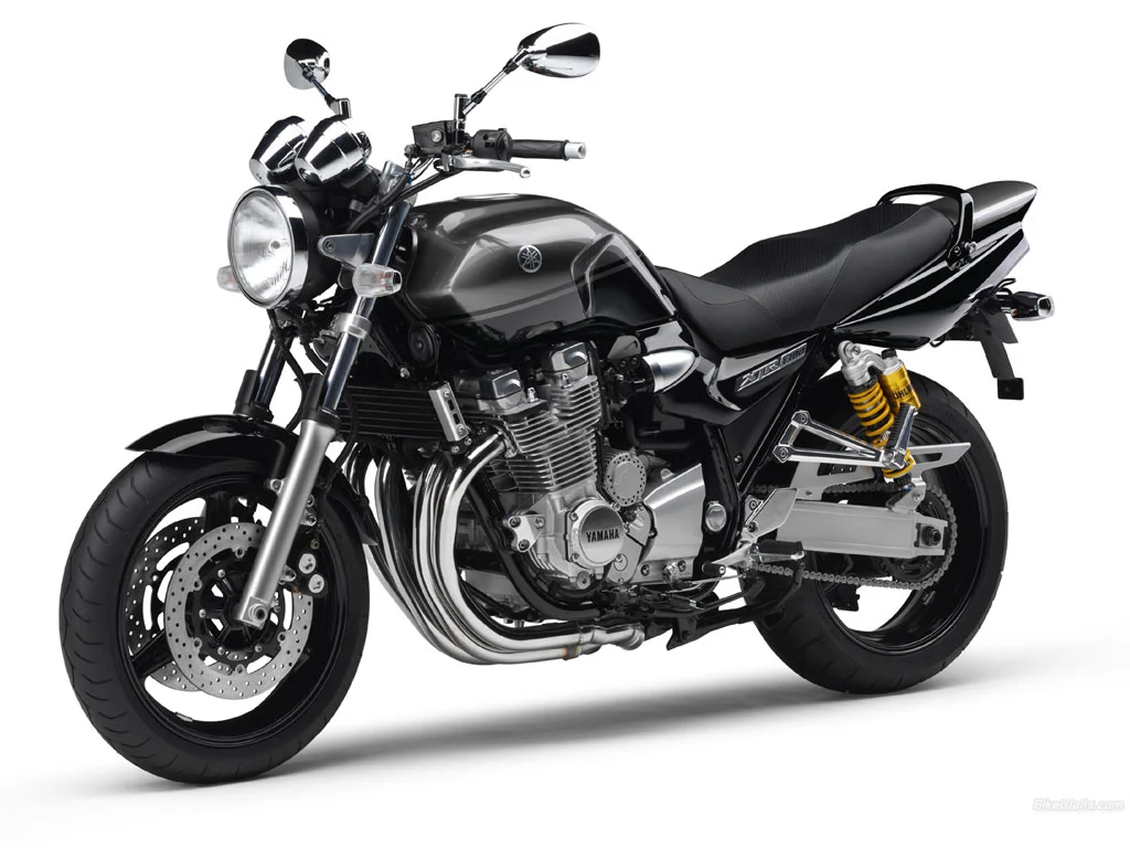 Yamaha XJR