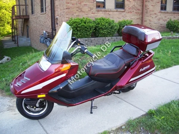CF Moto 250 Freedom Scooter