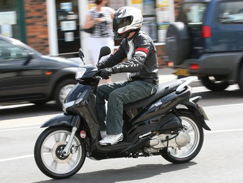 Peugeot Tweet 125