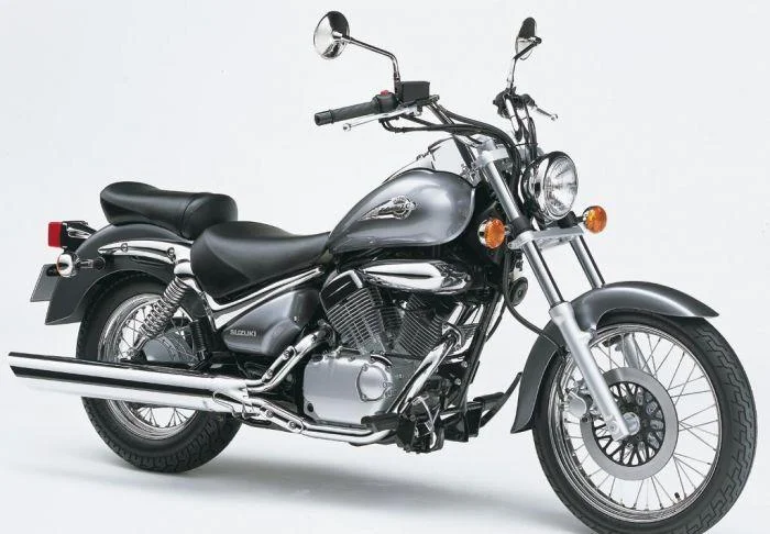 Suzuki Intruder 125 LC 2006