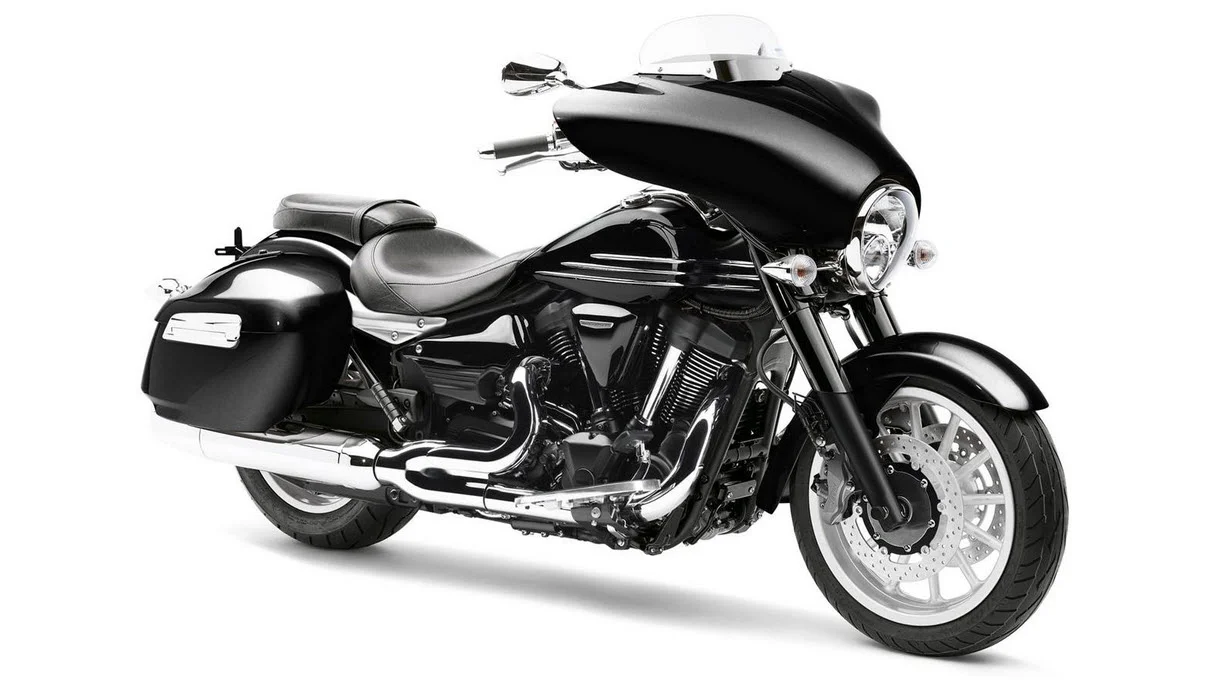 Yamaha XV1900A Casual Full Dress