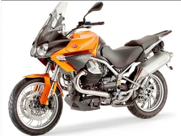 Moto Guzzi Stelvio 4V