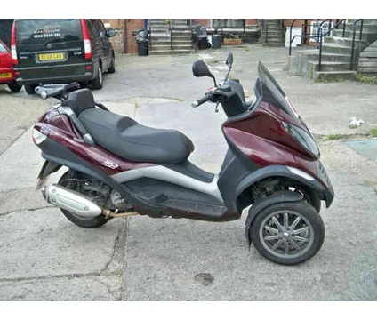 Piaggio MP3 125