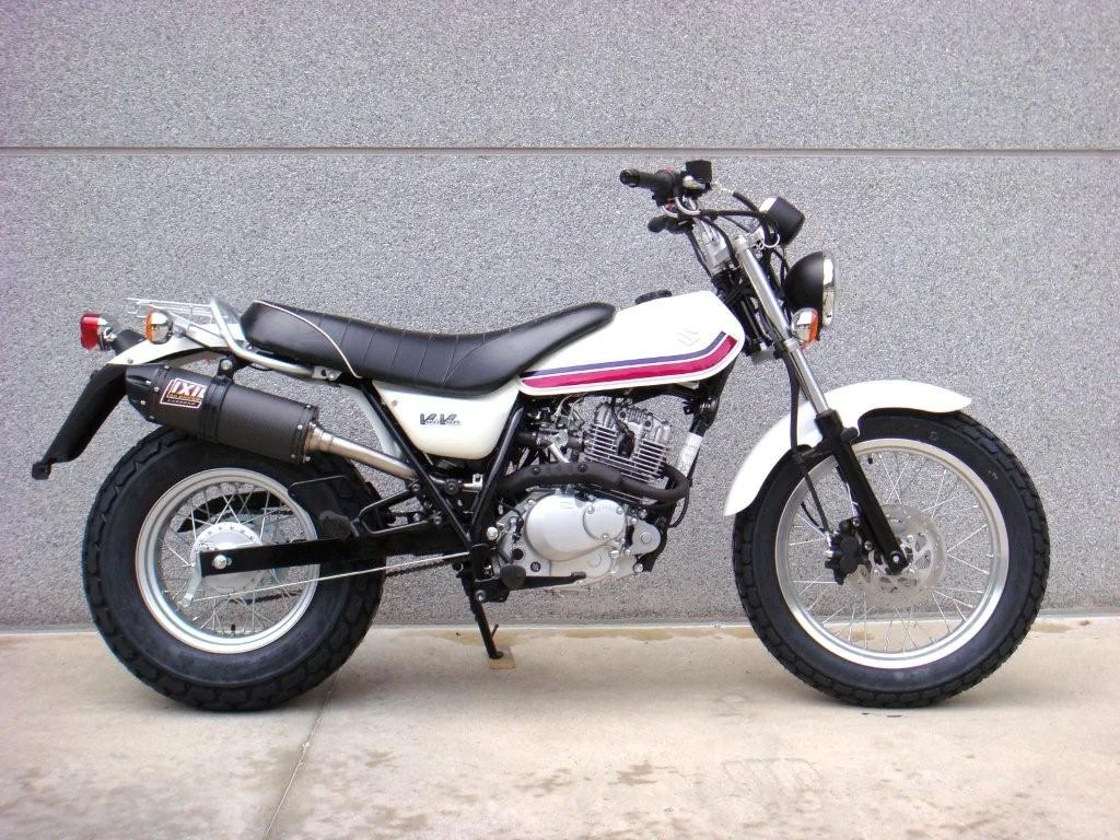 Suzuki VanVan 125