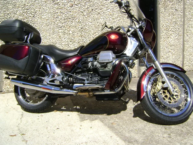 Moto Guzzi California EV
