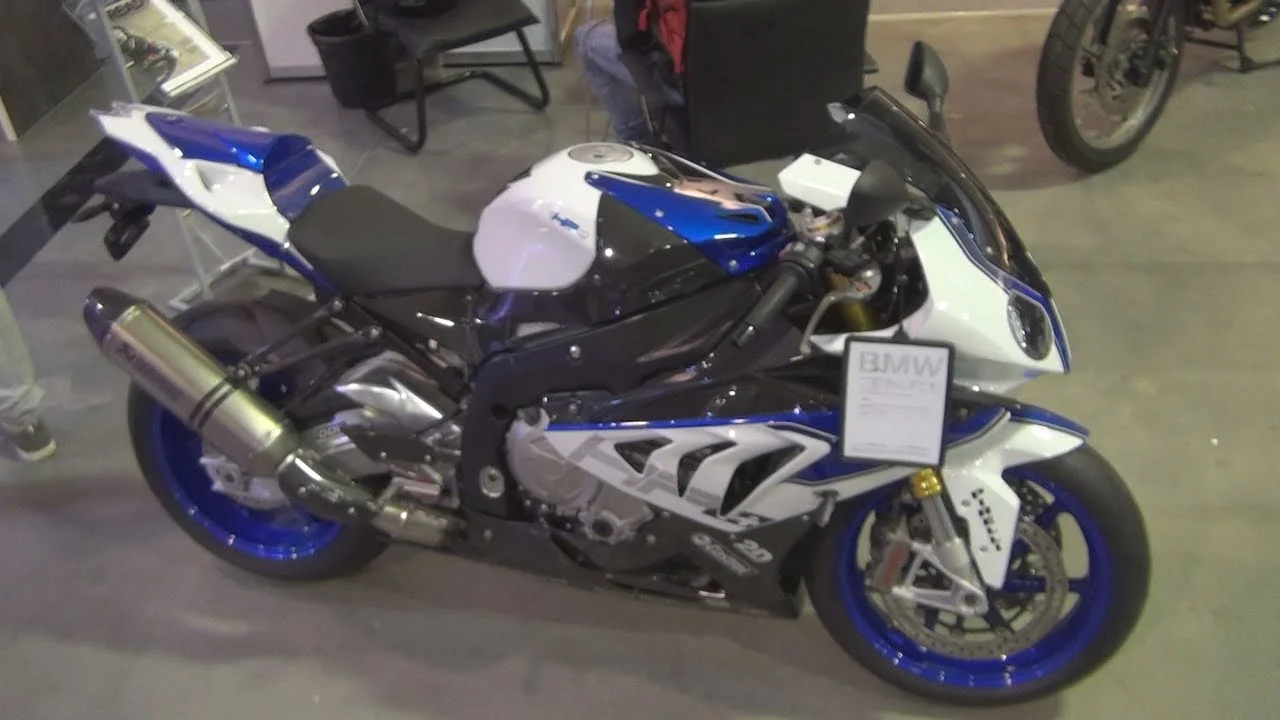 BMW HP4 2016