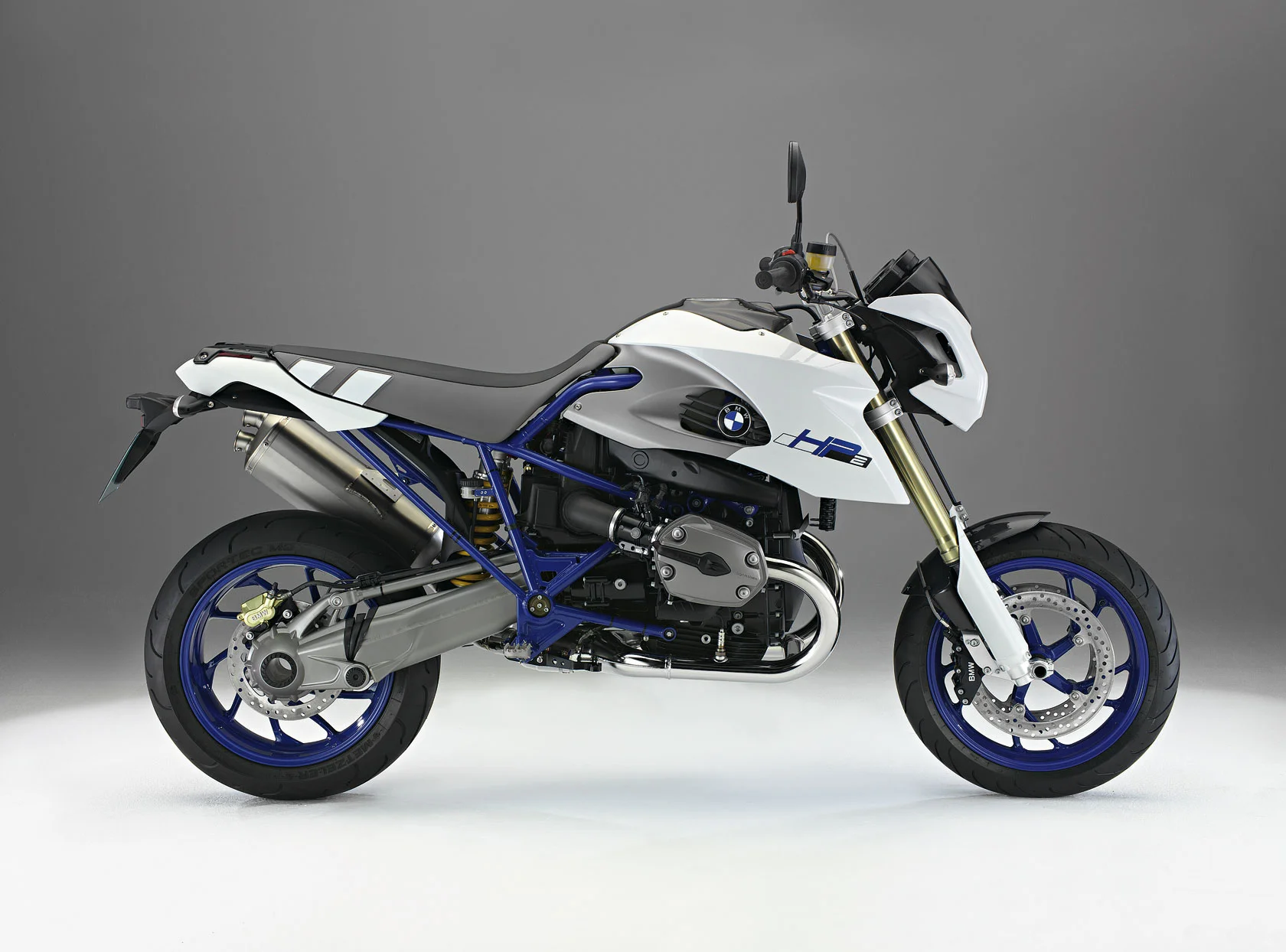 BMW HP2 Megamoto