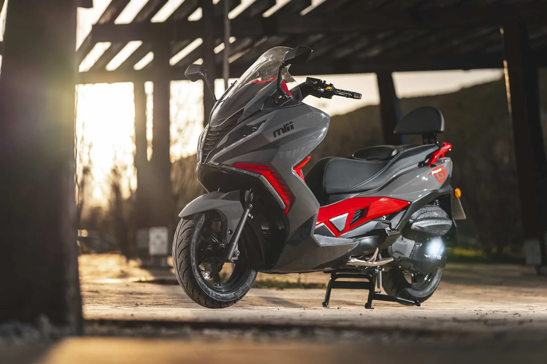 Mitt 330 GT-Max 2024