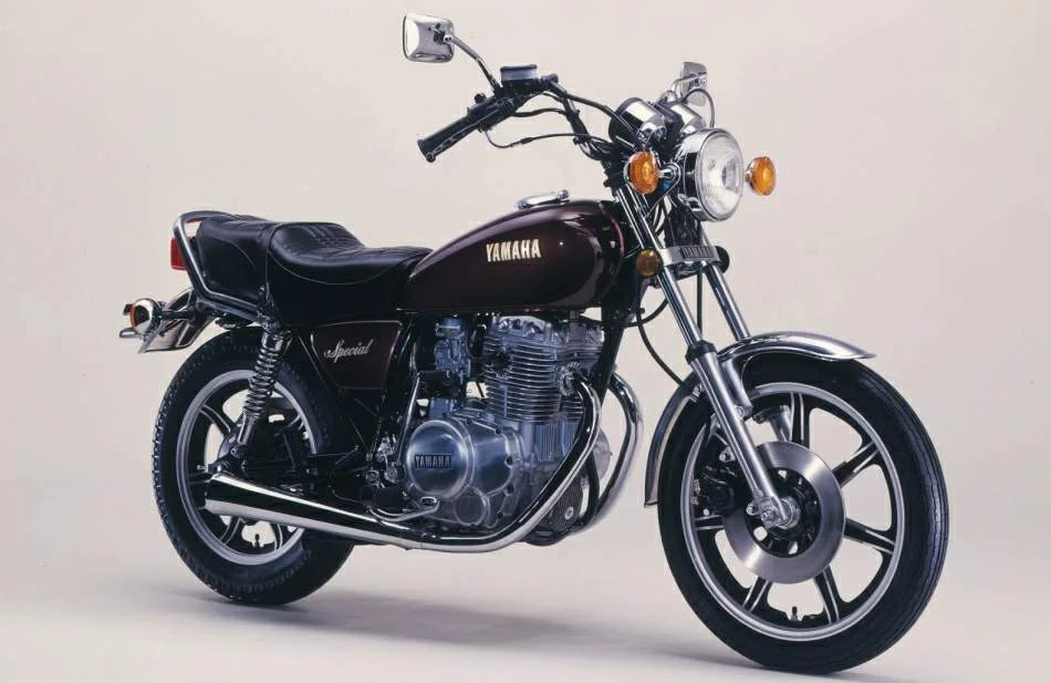 Yamaha XS 400 US. Custom 1980