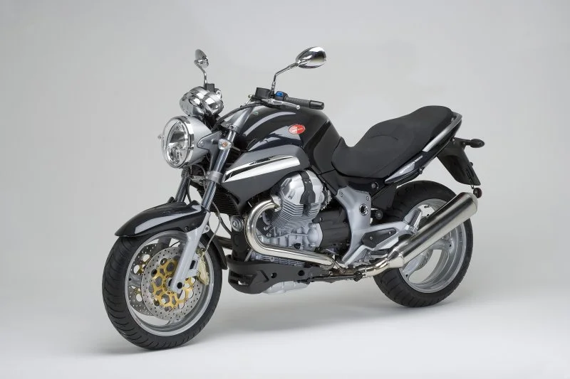 Moto Guzzi Breva