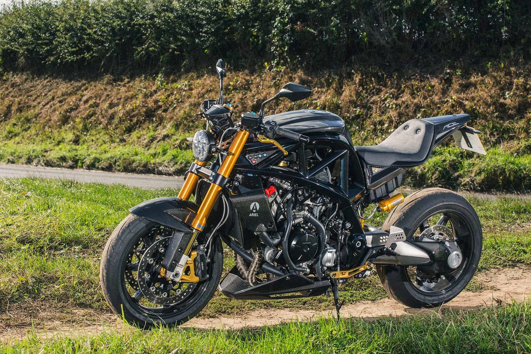 Ariel Ace 2018
