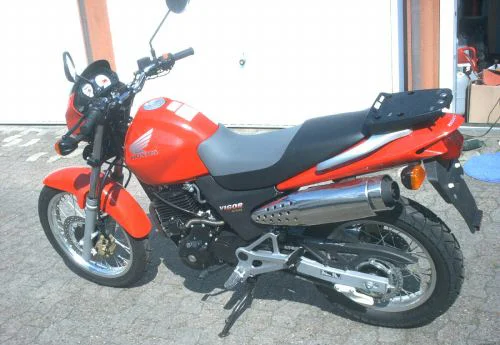 Honda Vigor 650 2000