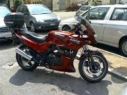 Kawasaki GPZ 500 S (reduced effect #2) 1987
