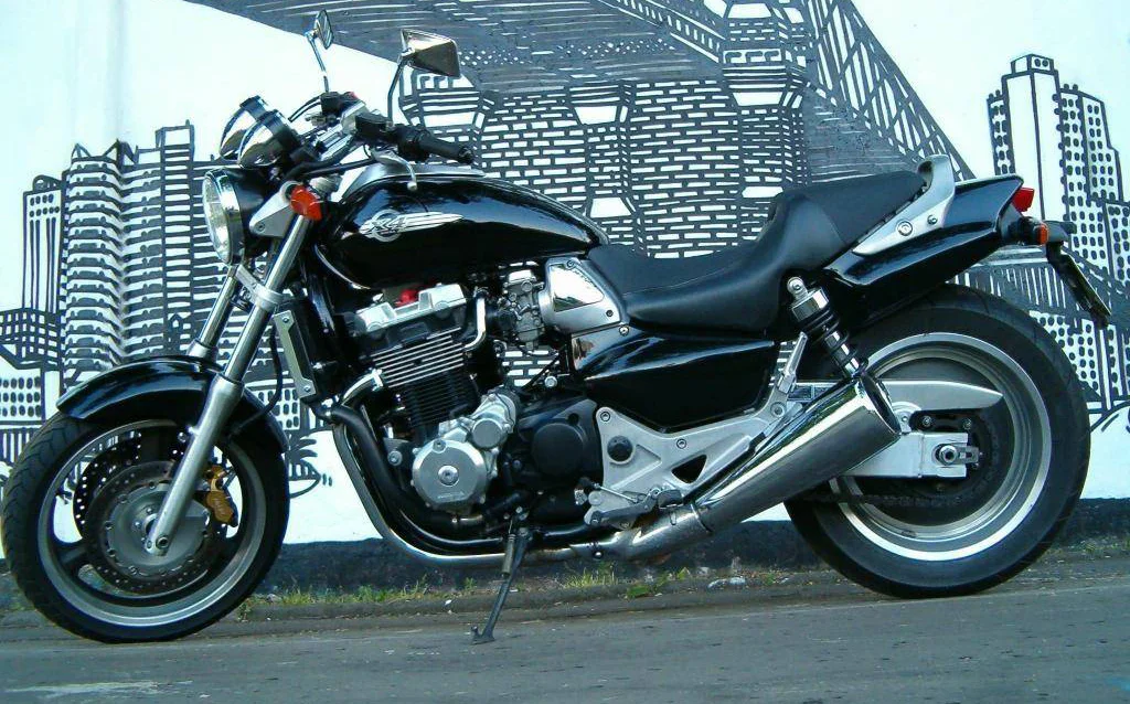 Honda X4 1997