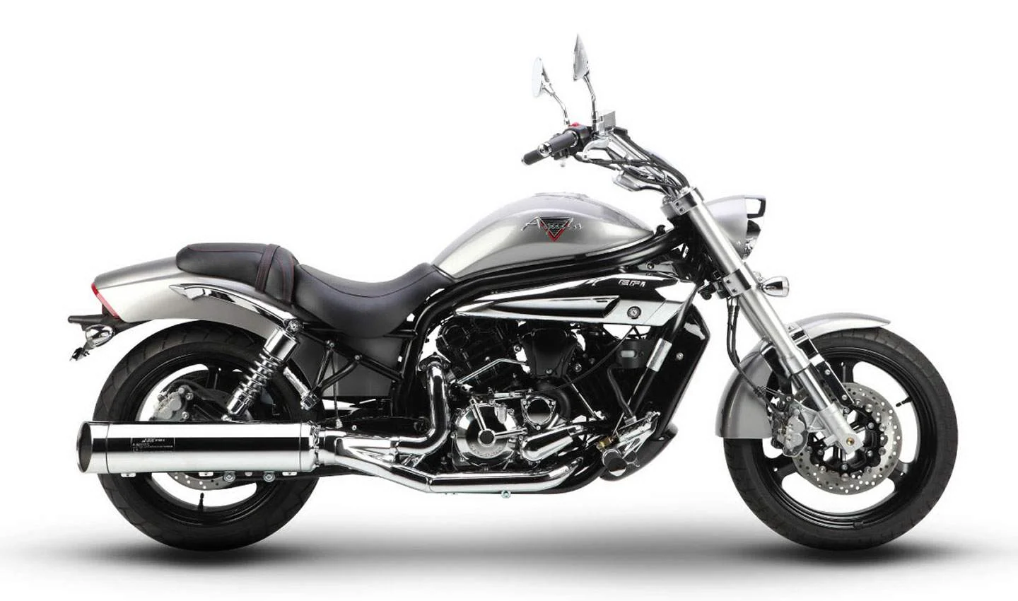 Hyosung GV650