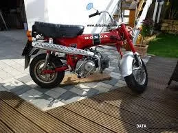 Honda ST 70 DAX 1977