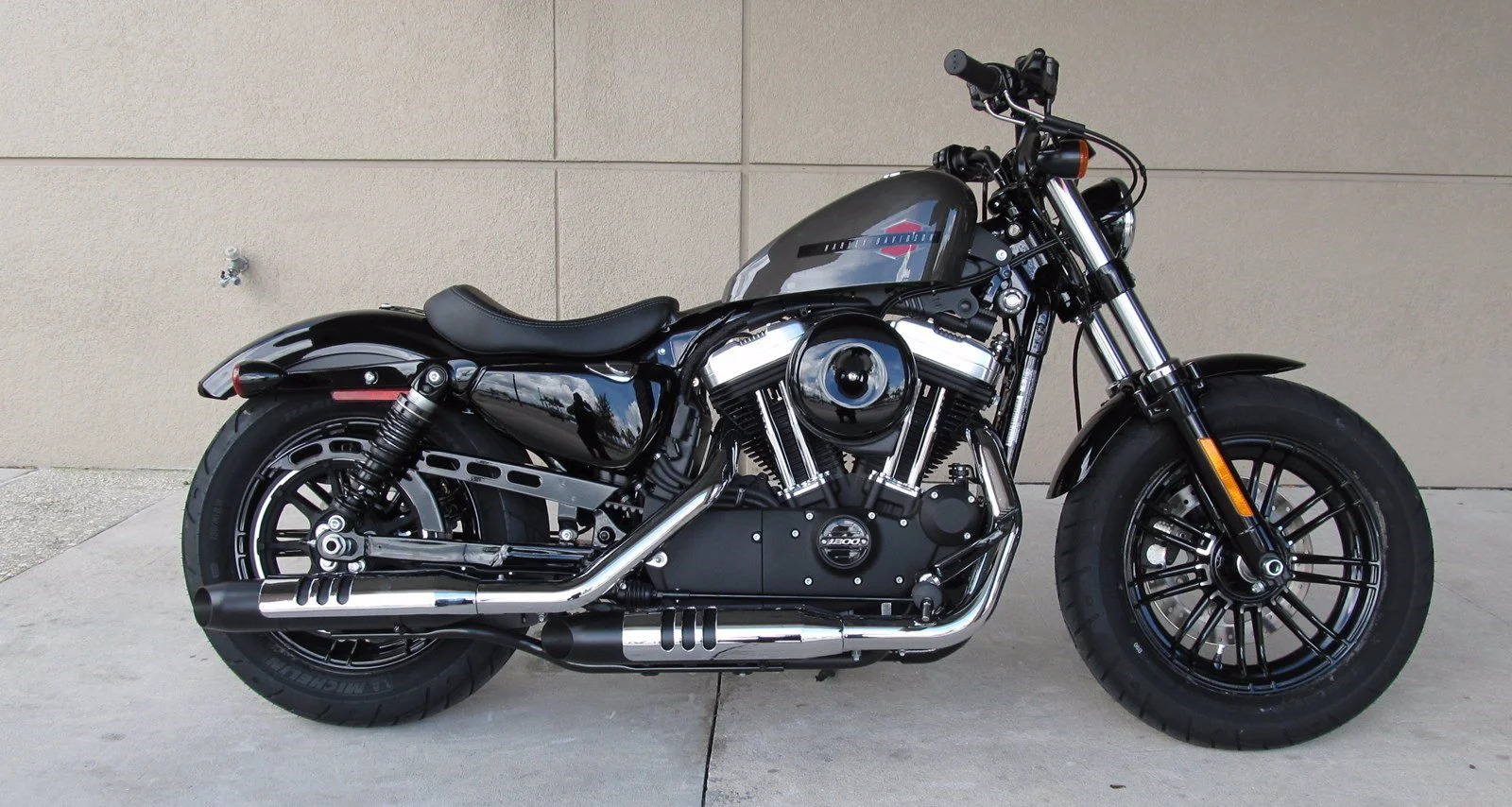 Harley-Davidson Sportster Forty-Eight